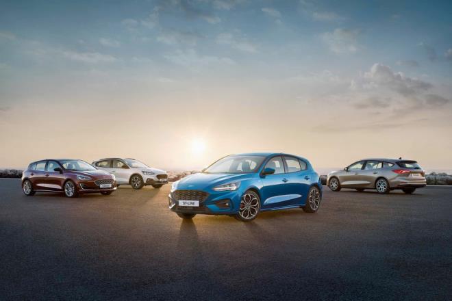 Sfrdan tamamyla yeni bir otomobil retme ansnn pek sk ortaya kmadn vurgulayan Bakaj, unlar ifade etti: "Yeni Focus'ta segmentinin en iyi otomobilini gelitirebilmek iin bu ans sonuna kadar kullandk. Her alanda gerekletirilen inovasyon, benzeri grlmemi bir ustalkla yeni bir Focus yaratmamza, esiz bir sr ve yolculuk deneyimi sunmamza yardmc oldu. Yeni Focus, bugn itibaryla segmentinin izlemesi gereken zellikleri, limitleri belirlemi bulunuyor. imdiye dek yarattmz en iyi otomobil olduuna inandm bu aracn hayat bulmasna yardmc olan ekiple gurur duyuyorum."