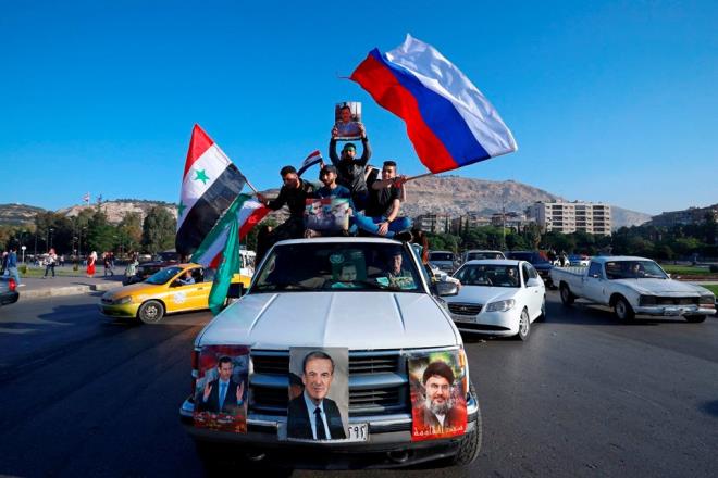 Saldrnn ardndan gece bakent am&#8217;n sokaklarnda sessizlik hakim olurken, gn aydnlnda Suriyeliler sokaa kmaya balad.