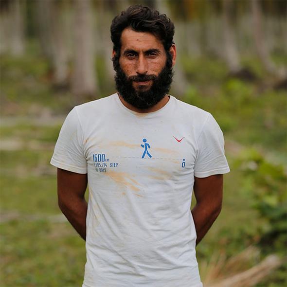 Survivor 2018 eleme aday Cumali Akgl kimdir? Cumali Akgl, Idr doumlu ve 32 yandadr. Evli ve drt ocuk babas olan Cumali Akgl, Survivor 2018 Gnlller takmnn ilk yarmacsdr. Cumali, Idr&#8217;dan stanbul&#8217;a 50 gnlk yrme serveninden sonra Survivor kadrosuna dahil edildi.