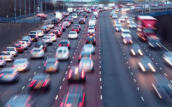 ncelikle toplu tama ve ticari aralarda uygulamaya alnacak sistem, ardndan Trkiye'deki tm motorlu tatlarda devreye alnacak.