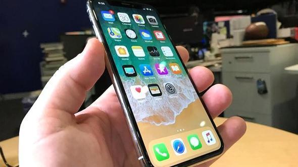 Gcn Apple A10 yonga setinden ve 2 GB RAM&#8216;den almas beklenen uygun fiyatl iPhone, 3D Touch ekran teknolojisini barndrabilir.