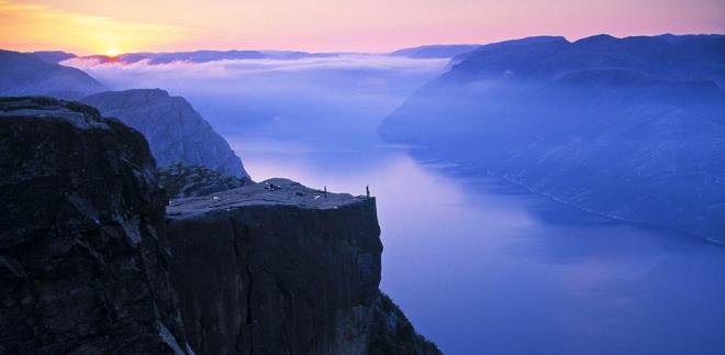 8- PREIKESTOLEN / NORVE