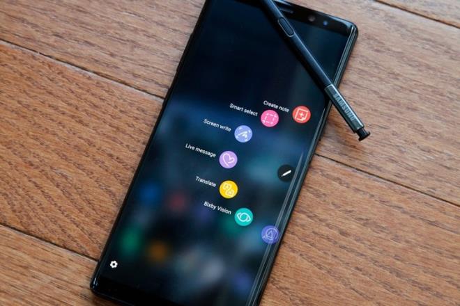 Galaxy Note 9, &#8216;Samsung SM-N960U&#8217; kod adyla test ediliyor. Selefi Galaxy Note 8&#8217;in kod ad ise SM-N950&#8217;ydi.