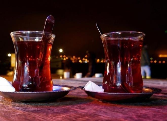 BURUK BR TAT BIRAKIR    Dar da itiimiz aylarn yksek sya maruz kald nasl anlarz diyorsanz, acmaya yz tutmu aznzda fazla buruk bir tat brakmasndan anlayabilirsiniz.