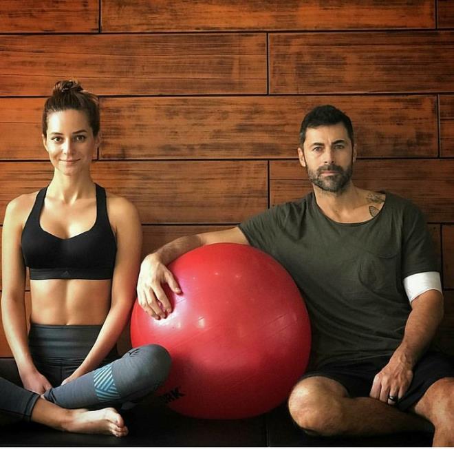 Ama evlenme kararn hemen almadlar.