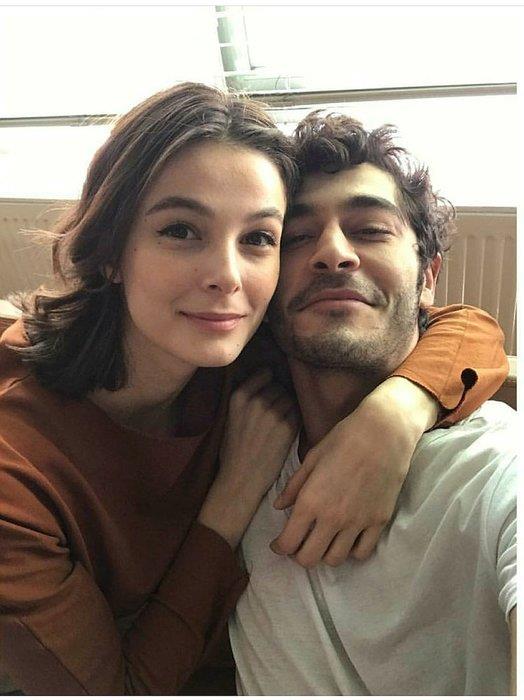 Zaten hi aklnzda yokken oluyor byle eyler galiba&#8230; ok elenceliydi, ok zarifti, ok gzeldi. Etkilenmem uzun srmedi bu yzden."