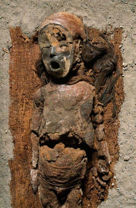 Bu mumyalama biimi o kadar baarlyd ki binlerce yln ardndan Msrllarn mumyalanm bedenlerinden ok ey reniyoruz.