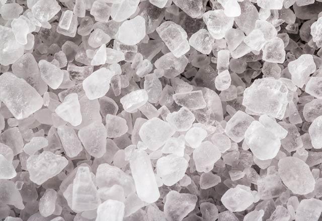 Kaya tuzunun salk kayna olduunu aklayan Karatay, softa tuzundan da kesinlikle kanlmas gerektiini vurgulad.