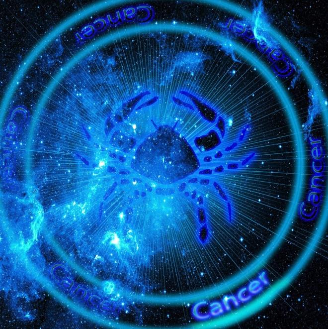 Ykselen Yenge:  <br>  Sevgili Yengeler, bu hafta banda yaanacak Dolunay ile birlikte ak hayatnzda baz sonlanmalar yaayabilirsiniz. Duygularnzn younluu ile birlikte, ilikinizi farkl bir seviyeye tamak isteyebilir, arkada evrenizden destek alabilirsiniz. Arkada evrenizden birine ak olmak da hayatn senaryolarndan biri olabilir. Nasl bir ak ierisinde olacanz bilmesek de, konunun ak ve arkadalar evresinden geeceini syleyebiliriz. Hayatnn ak ve yaanan keyifler ile ilgili dneminde olmayan Yengeler iin konu ocuklar da olabilir.<br>    Ortanz veya einiz varsa, ilikinizin tam olarak istediiniz gibi gitmediini dnebilir, yeni aksiyonlar almay planlayabilirsiniz. Tm bu dnceler srasnda duygularnzn ok derinlerde sakl olabileceini ve gstermekte zorlanabileceinizi sylemek mmkn. yi haftalar ve bol ans&#8230;