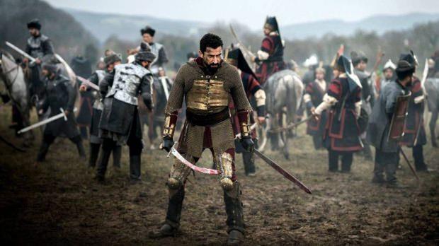 BYK OYNADI BYK KAYBETT; barolnde Kenan mirzalolu'nun yer ald Mehmed Bir Cihan Fatihi, srpriz bir ekilde 1 Mays sal akam final yapyor.