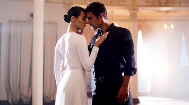 SYAH BEYAZ AK ANLAMAYA VARAMADI; Siyah Beyaz Ak ise bu sezon sonunda izleyiciye veda edecek.