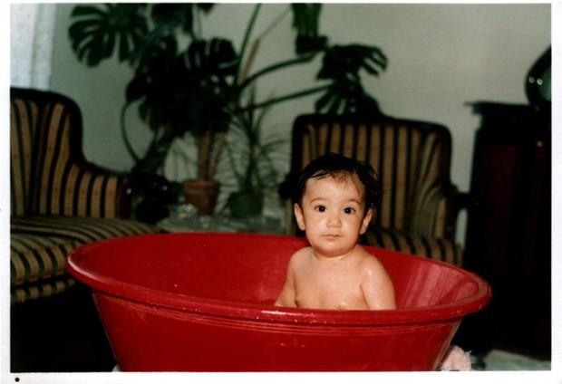 Leen<br>    Kimi zaman banyo yapmak iin mecburi istikamet, kimi zaman da yaz scanda oyun oynamak iin keyifle iinde oyuncaklarn yzdrld leenlerin ev halk iin onlarca farkl ilevi olurdu.