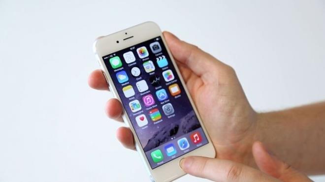 Uzun sreler boyunca arjda braklan cihazlarn bataryalar ksa sre ierisinde optimum performanslarn kaybetmeye balyor. stenmeyen bu durumun nne geebilmek iin batarya tam doluyken arjda brakmamak gerekiyor.