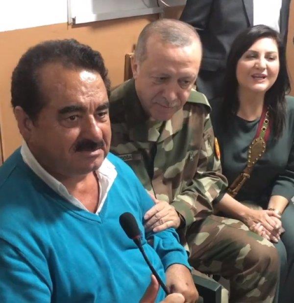Afrin&#8217;de grev yapan askerlerimize moral iin dzenlenen Hatay gezisinde de Cumhurbakan Recep Tayyip Erdoan ve askerlerle bu trky seslendiren Tatlses,