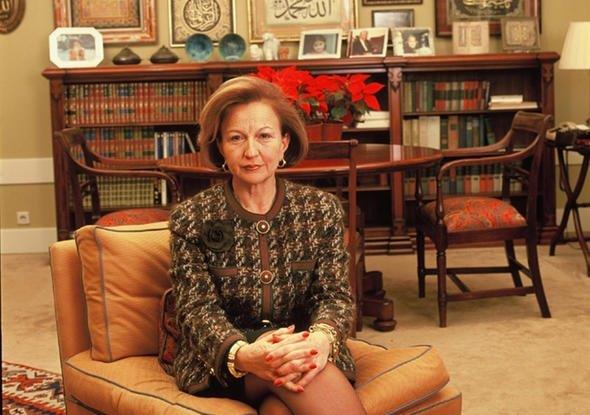 Suna Kra- Ko Holding- 2 milyar 200 milyon dolar    Doum Yeri: Ankara