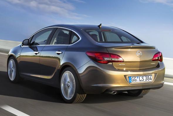 Opel Astra Sedan   -   4.123 adet satld.