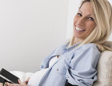 ay-kahveden uzak durun<br>    Her ne kadar yazn sv tketiminin artrlmas nerilse de, bu ay ve kahve tketimini artrmak anlamna gelmemeli. Bu ieceklerin ierdii kafein, idrar sktrc etkiye yol ayor ve idrarla fazla sv kayb sonucu aslnda negatif bir sv dengesi sz konusu oluyor.