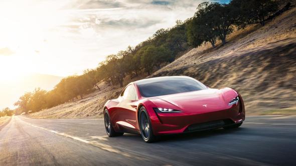 7) TESLA ROADSTER    402 km/sa