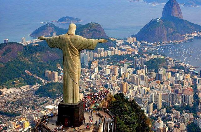 <p><b>17 BREZLYA</b></p>  <p>  Dindar bir insanm: 82%</p>  <p>  Dindar deilim: 15%</p>  <p>  Ateistim: 2%</p>  <p>  Yant yok: 1%</p>