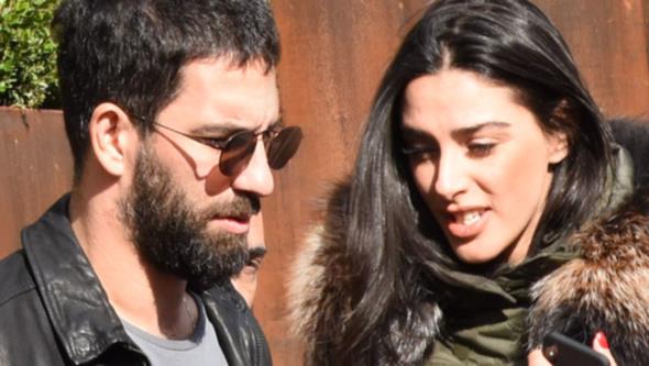 2,5 yllk flrtn ardndan 11 Mart'ta Arda Turan ile nikah masasna oturan Aslhan Doan hastanelik oldu.