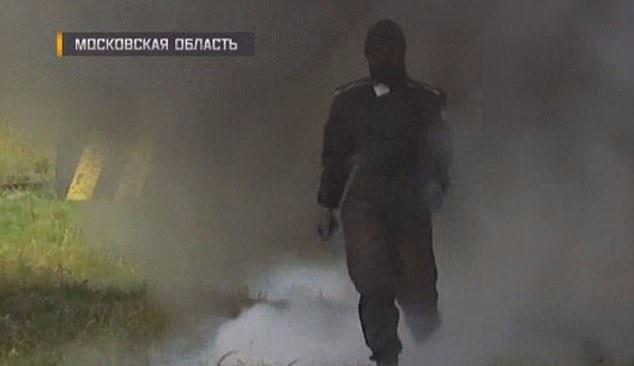 'Spermen zrh' olarak anlan zrh askerleri yangn ve patlamalardan koruyor. Zrh adn da buradan alyor.