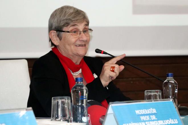 "ftara doru ban armasnn sebebi susuzluktur. Susuzluk ba ars yapar"