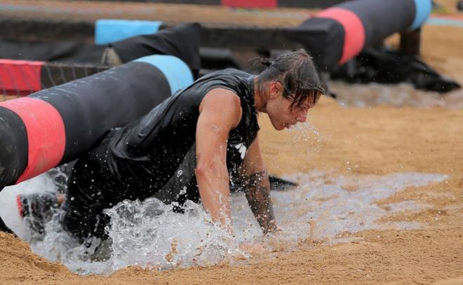 Survivor&#8217;n 75. blmnde Bul Bakalm ile balad. Fstk ezmeli ve reelli sandvi dll oyununu 3-6 gnlller takm kazand.