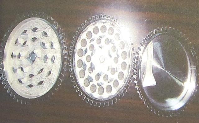 Uyuturucu davasnda 4 yl 2 ay hapis cezas alan nllerin evinden kan deliller ve telefon konumalar, cezann en byk dayana oldu. Gizem Karaca&#8217;nn evinde esrar tme makinesi kt...