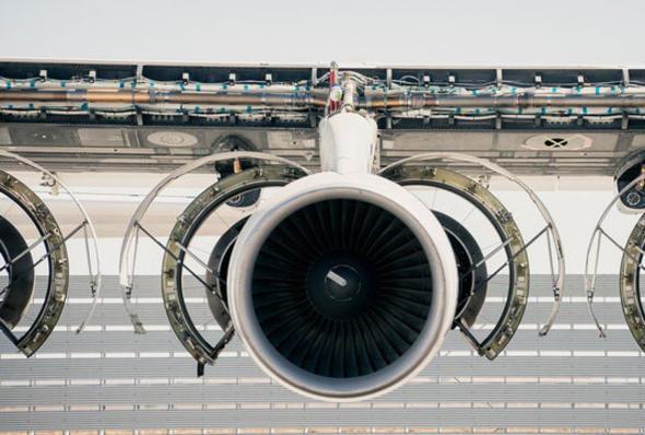 Ardndan slak motor aamasna geerek motorlara yakt enjeksiyonu yapld. Son olarak da her bir motor teker teker altrlarak motorlarn bota ileyip ilemediine bakld.