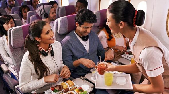 Baz havayolu alanlarna uak kalkana kadar deme yaplmyor. Kalk yaparken ne kadar baarl olduklarna bal deme alyorlar.