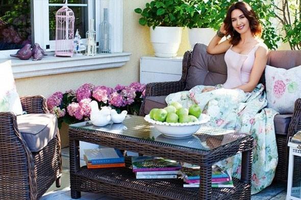 AYE TOLGA  <br>    EKMEKY