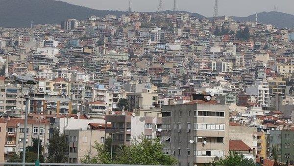 BEDEL NASIL BELRLENECEK    Emlak Vergisi Kanunu'na gre belirlenen emlak vergi deeri ile yapnn evre ve ehircilik Bakanl'nca belirlenen yaklak maliyet bedelinin toplam zerinden konutlarda yzde 3, ticari kullanmlarda yzde 5 orannda bedel alnacak.