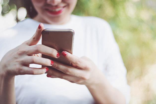 alyorsanz i yeriniz, stleriniz ya da alma arkadalarnz, okuyorsanz retmenleriniz ve yneticileriniz hakknda paylam yapmayn. Yalnz bu deil, &#8216;ite ok skldm' ya da &#8216;hi almak istemiyorum' tarz paylamlar kt bir alan imaj izmenize neden olabilir.