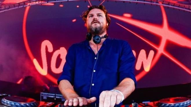 4 Austos'ta Kilyos Kafes'te gerekleecek Diynamic Festival'in konuu olacak DJ Solomun'un olmazsa olmaz Hindistan cevizi suyuyken 4 Temmuz'da Kkiftlik Park'ta konser verecek Wiz Khalifa ise kulisinde tavuk kanad yemeyi seviyor.