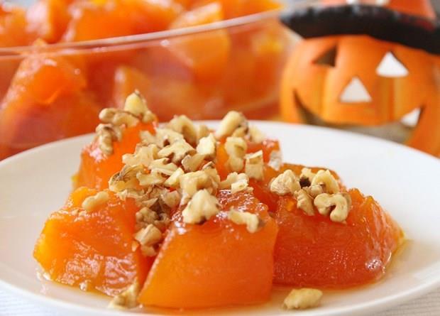 Kabak Tatls | Hatay  <p>    Kirele hazrlanan bu tatlnn d tr tr ii ise yumuacktr.