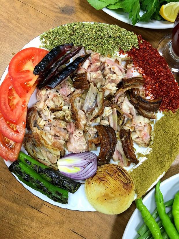 Atom Kokore | zmir  <p>    Uykuluktan yaplan bu kokore iin gerek adres zmir!