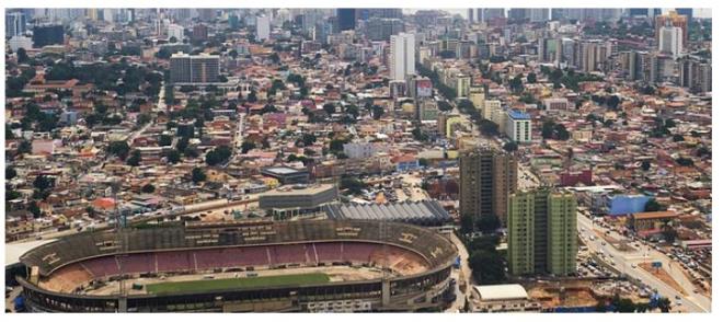 Pozitif haberler kuamz devam ediyor. Yine dnyann drt bir yanndan gelecee dair umutlarnz yeertecek haberler ile karnzdayz. 1. Sekiz byk Afrika kenti 2050'de karbonsuz yaama gemeyi taahht etti. Afrika iklim deiimini en derinden hisseden corafya olarak karmza kyor. Kuraklk, sel ve bunlarn yol at g; hem ekonomik olarak hem de sosyolojik olarak ktay yaanmas zor bir yere dntryor. Bu anlamda bir araya gelen Afrika mahirleri; enerji, ulam ve tarm gibi konularda srdrlebilir dnya standartlarn yerine getirmek iin taahht verdiler. ehirler arasnda; Akra, Lagos, Cape Town gibi ktann her anlamda en eitlilik gsteren merkezleri yer alyor.