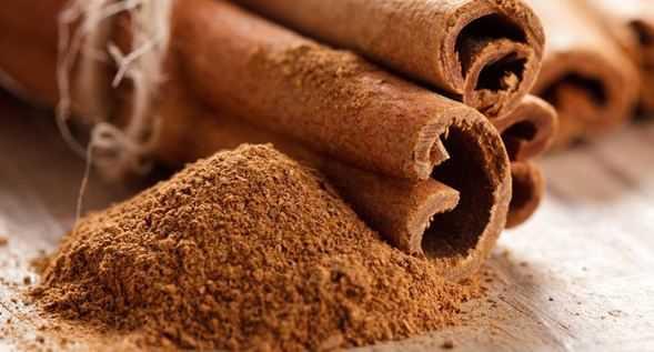 Tarn-eker  <p>    Kzartma yaparken bir yandan da kk bir tavaya koyduunuz tarn ve toz eker karmn kavurun. Bu karmn kokusu kzartma kokusunu bastracaktr.