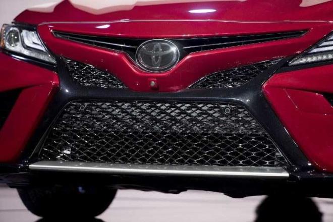 1. Toyota  <p>    Zirvede yer alan toyota bir nceki yla gre yzde 5'lik bir deer art elde etti.