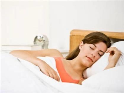 Ayr�ca yeme�in ard�ndan hemen uyumak kilo alman�za sebep olur.