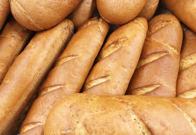 "Deneyin sonunda anladm ki tm bunlar ekmei hayatmdan karmama demeyecek. Ancak 'Herkes her gn ekmek yemeli' de demiyorum. Bana iyi gelen bir ey size iyi gelmeyebilir. Ama sonu olarak yakn zamanda ekmek yemekten vazgeeceimi sanmyorum. Tad nefis, bana enerji veriyor ve onunla yollarm ayrmaya henz hazr deilim."