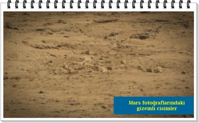 MARS'TA TABUT BULUNDUU DDA EDLD    Curiosity'nin ektii aadaki fotorafta ilk bakta hibir ey gze arpmyor. Ancak fotorafn renklerini deitirip biraz da yaklatrnca, bugne dek Mars'ta hi grlmemi bir obje dikkati ekiyor.