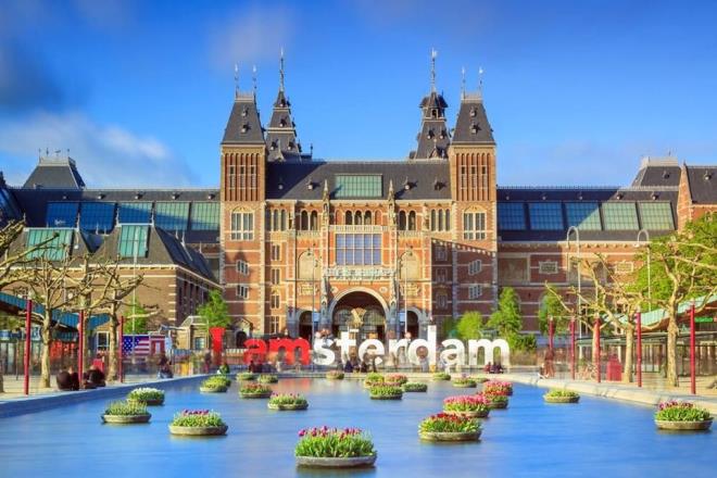 24- AMSTERDAM / HOLLANDA