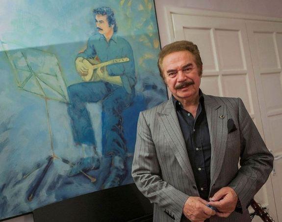 Genel kuruldan sonra &#8220;Arif Sa&#8217;n dn&#8221;, &#8220;Arif Sa kazand&#8221; balklar atld...  - Yok yle bir ey. Bu genel kurulu kimse kazanmamtr. Burada sahtecilik vardr. Belki hapislik bir durum bile olabilir, bilemiyorum. Bu kadar ciddi durum. lkemiz byle samalklarla muhatap olamaz. Bu bir hak cinayeti. Korkun bir ey. Bu genel kurul kesinlikle iptal olacaktr. Yarg ya da idari yolla iptal olacan bile bile yaptklar genel kurul ve aldklar tm kararlar geersizdir. Kendileri de bunu biliyor. Haklarnda onlarca aibe bulunan ahslar, Divan Heyeti&#8217;ne su iletmilerdir.