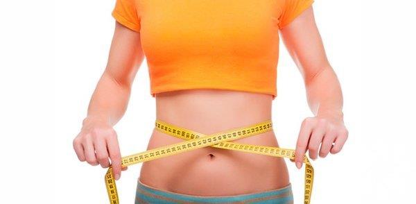 Ne kadar yediinizi kayt altnda tutmak iin l aletleri kullann: Sadece salkl besinler tketiyor ama yine de kilo veremiyor olabilirsiniz. Kilo vermek iin aldnzdan ok kaloriyi yakmanz gerekir. Yemek ve attrmalklarnz lmek bu yzden hayati nem tar; doru porsiyonlarda tkettiinize emin olursunuz. Kocaman bir kasede yediiniz srece salata bile kilo almanza neden olabilir. Kendinizi kontrol altnda tutmak iin bir mutfak terazisi ya da bardak lm seti kullanabilirsiniz.