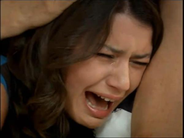 Beren Saat&#8217;in de trnak yeme hastal var.