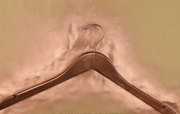 Askl ilk nce sprey boya ile boyayn.