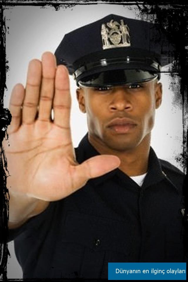 Michigan lonia'da sarho bir hrsz iki hizmeti kzdan nakit para istedi kzlar paray vermeyi reddedince adam polis aracan syleyerek onlar korkutmaya alt. Kzlar aldrmaynca adam gerekten polis ard ve tutukland.