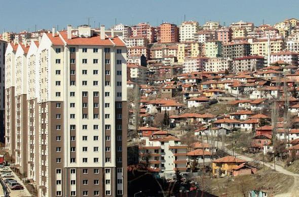 Yap Kayt Belgesi kalc mar hakk salar m?  <p>    Yap Kayt Belgesi imar asndan ekstra bir hak salamaz, mktesep oluturmaz. Yap kayt belgesi dzenlenen yaplarn yenilenmesi durumunda yrrlkte olan imar mevzuat hkmleri uygulanr.