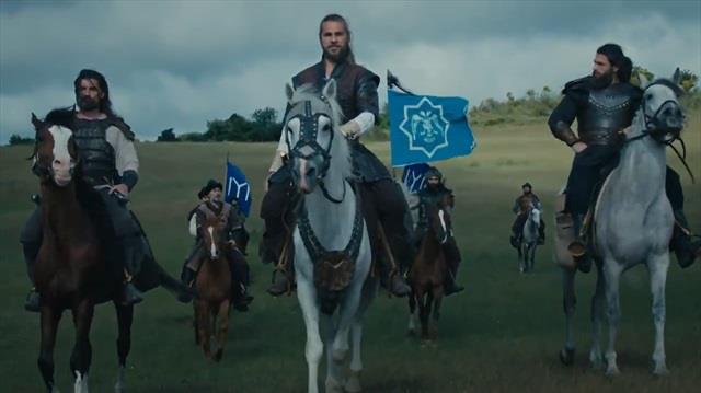 6 Haziran aramba akam, TRT 1'in fenomen dizisi Dirili Erturul sezon finali yapt. Dirili Erturul'da gelecek sezon neler olaca, Engin Altan Dzyatan'n kalp kalmayaca muammayd. nce gelecek sezon Dirili'in Osman Bey'den devam edecei beklenirken, birer birer birok isim diziden ayrlyor. O isimde gelecek sezon Dirili Erturul'da olmayacak.